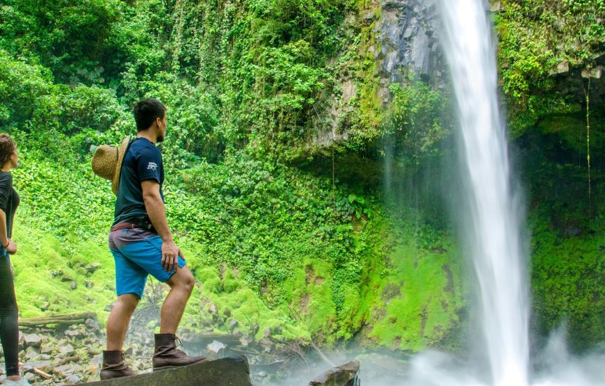 Combo Arenal: Waterfall + Hanging Bridges + Hot Springs