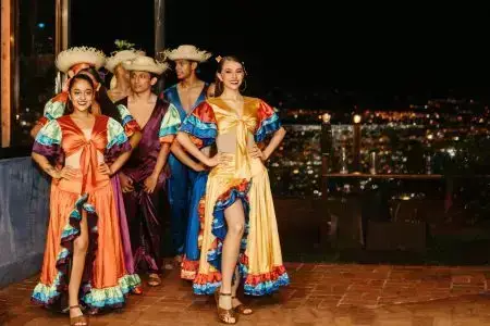 City Tour + Dinner in the best viewpoint of San José